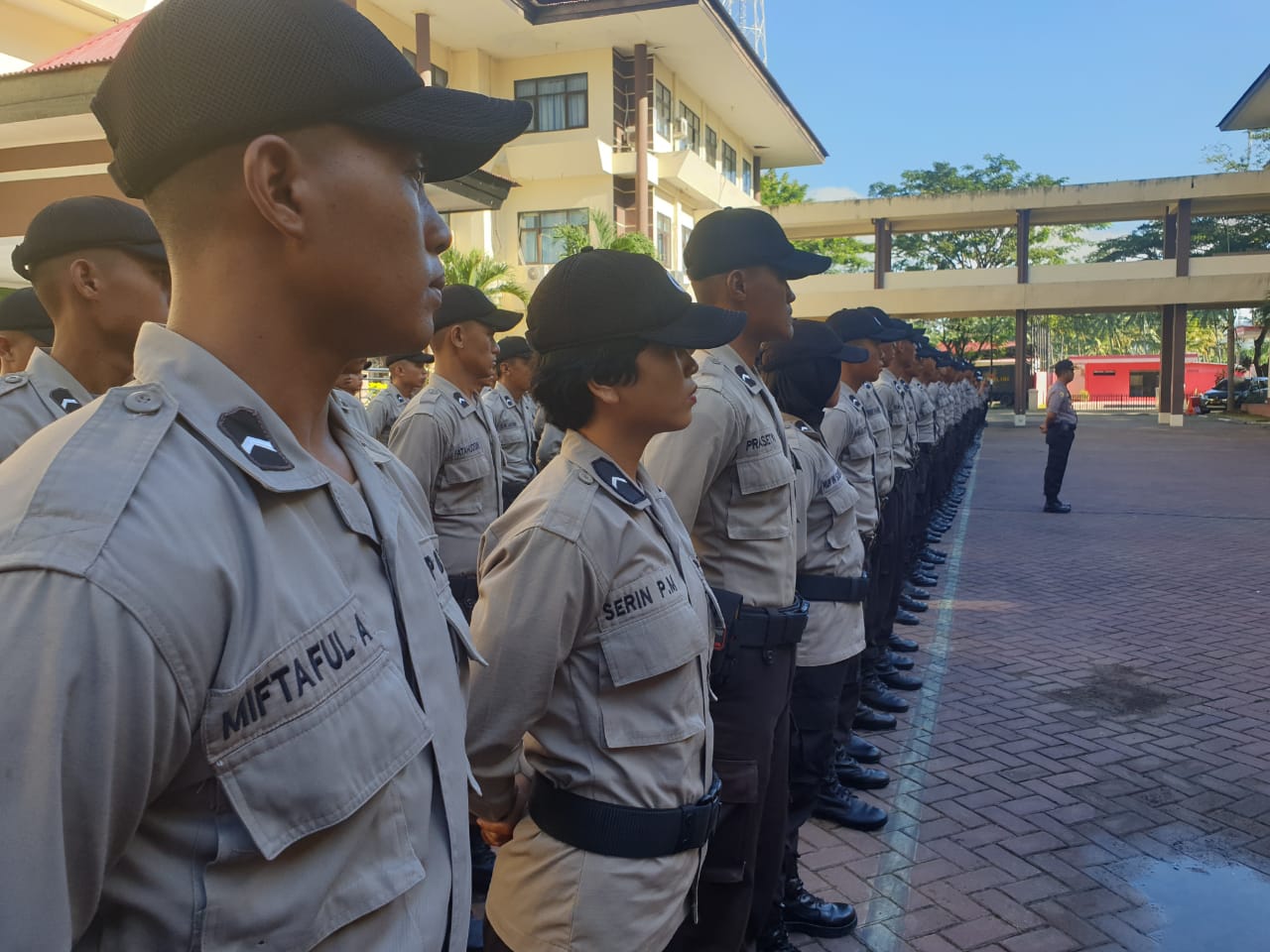 Perbedaan Tamtama dan Bintara Polri polisi